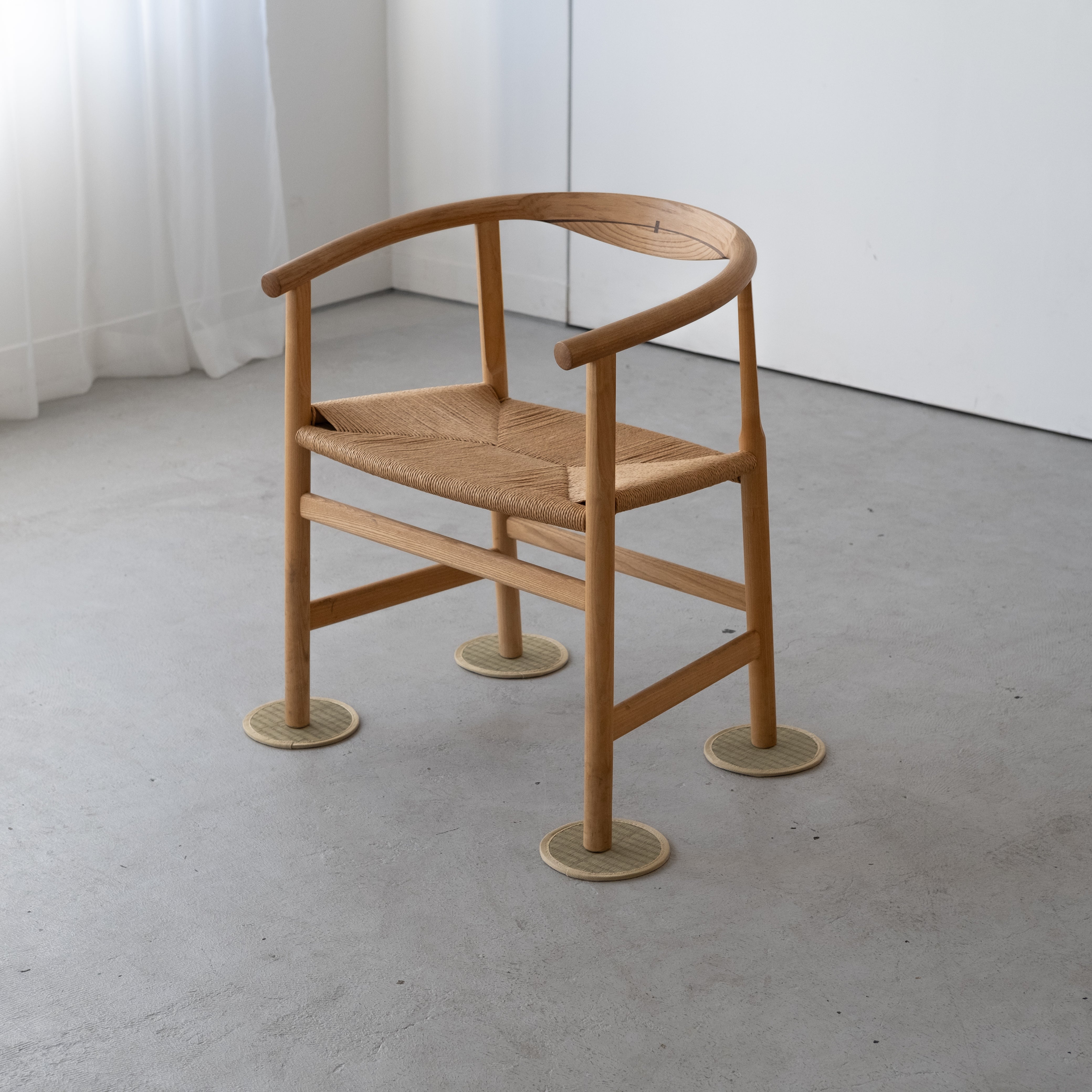 大島屋｜い草座卓敷 丸型 (ベージュ) 傷凹み防止・傷防止・小物置き