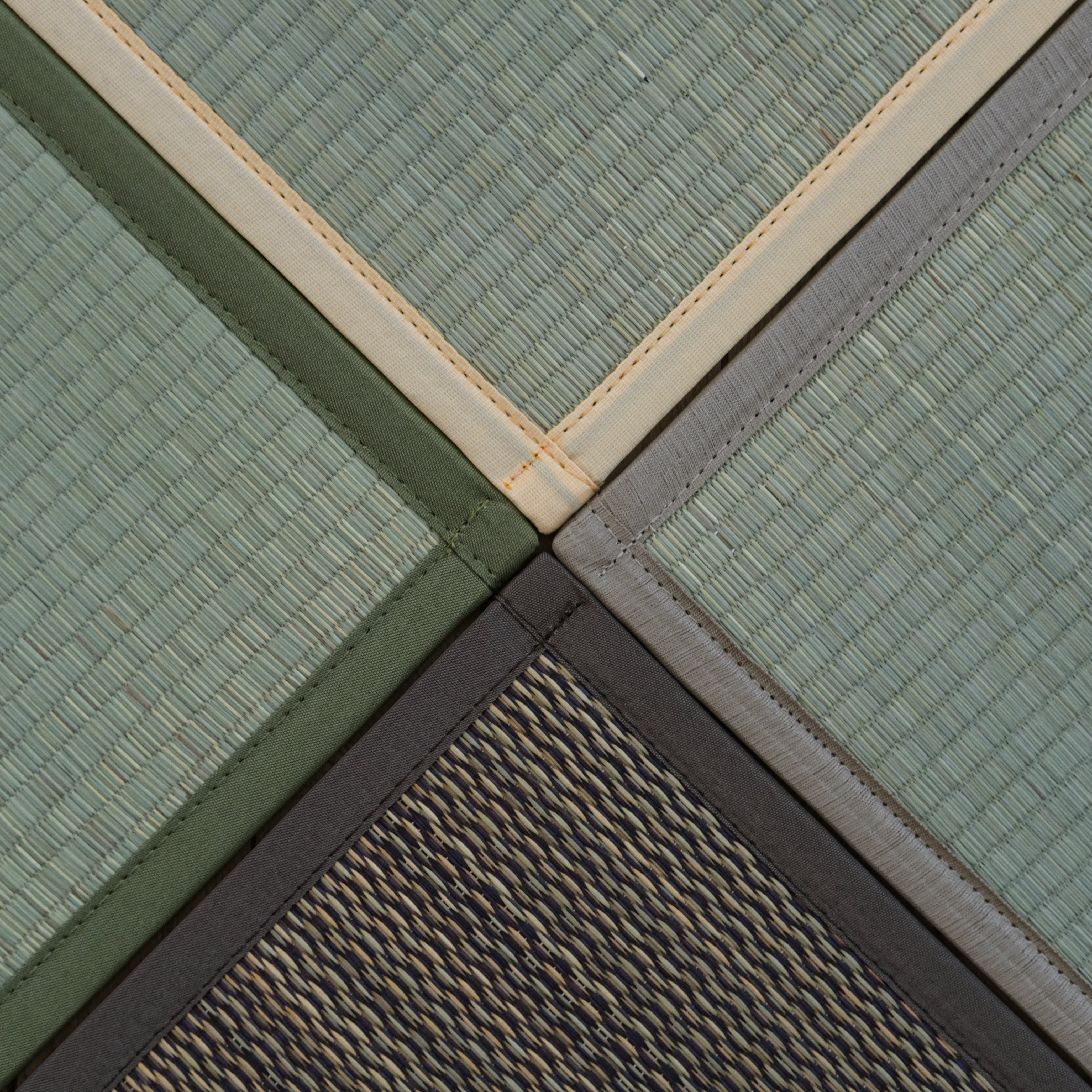 Igusa Bi-Fold Tatami Mat – Orihime
