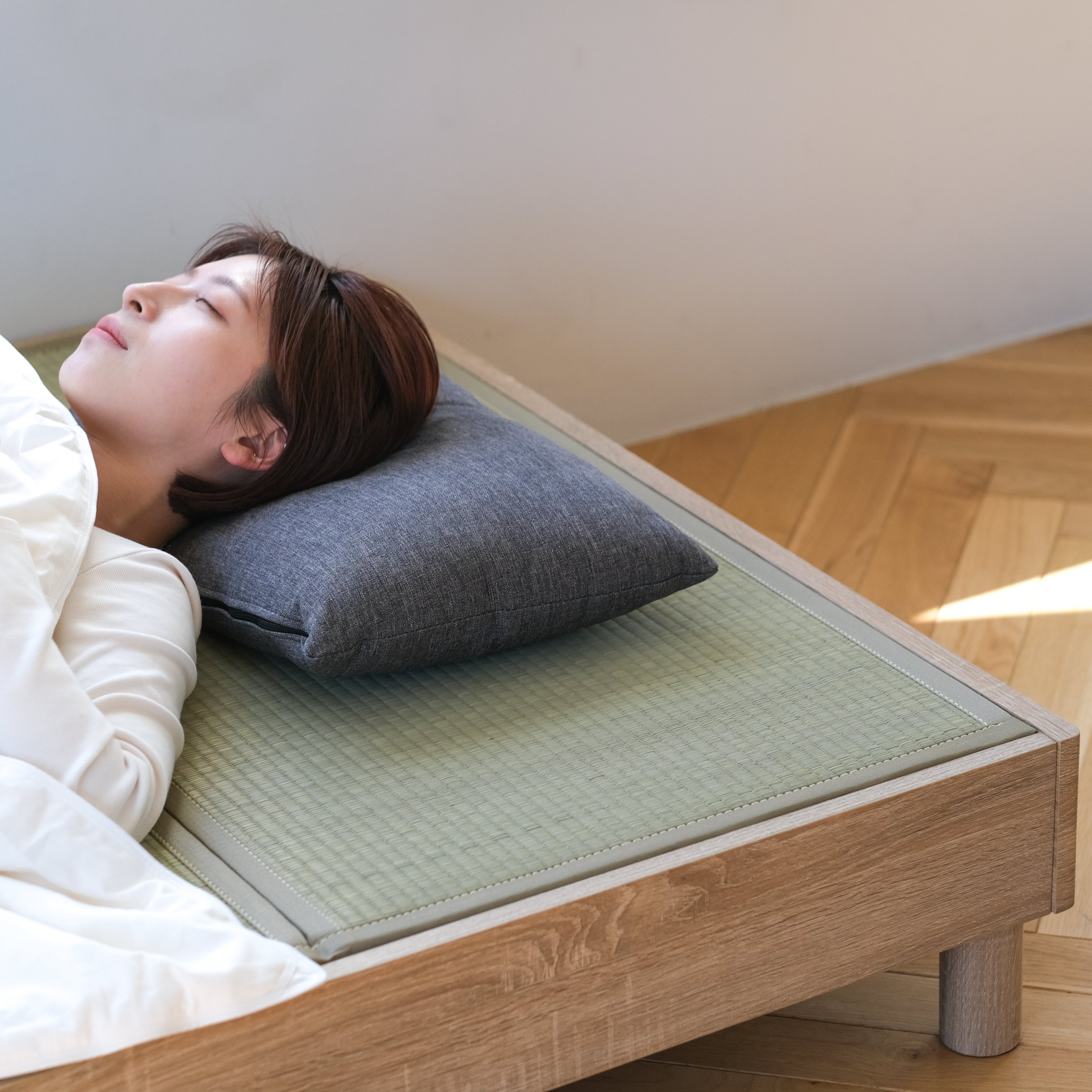 畳ベッド ロータイプ ナチュラル｜マットレス付き・和モダン｜OSHIMAYA