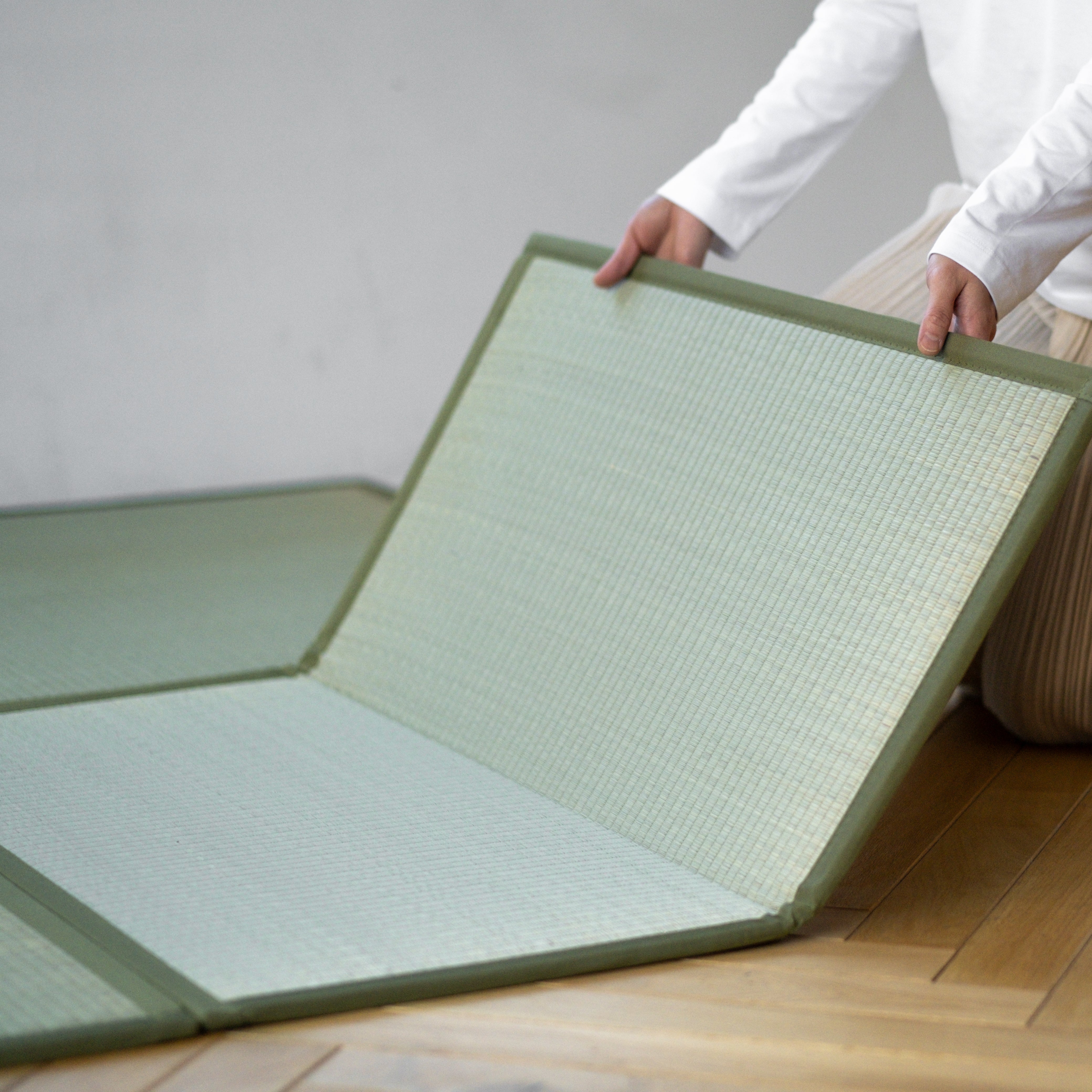 Two-fold tatami mat made of rush grass - Orihime